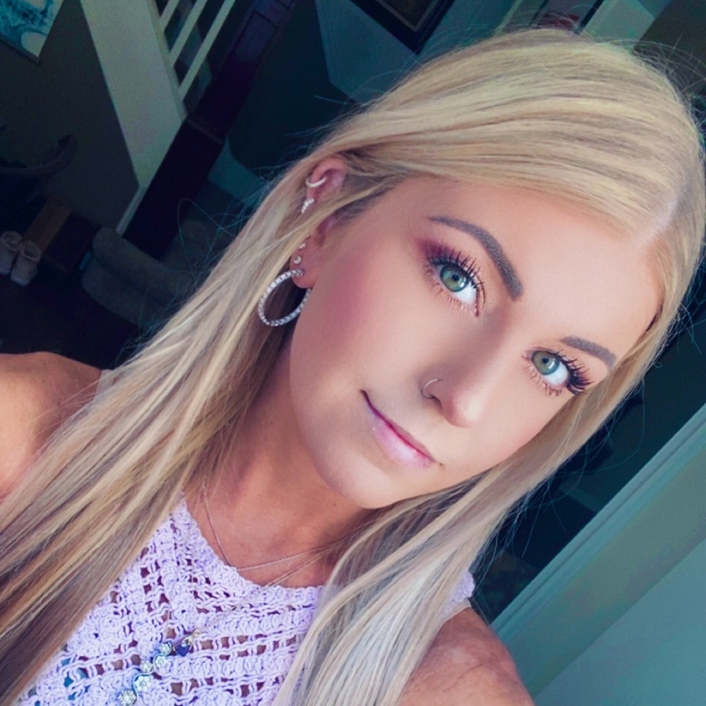 Meet your Posher, Erin